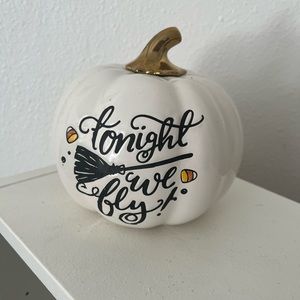 Pumpkin decor